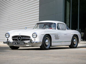 Image 1/45 of Mercedes-Benz 300 SL &quot;Gullwing&quot; (1963)