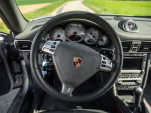 Image 80/82 of Porsche 911 Carrera 4S (WLS) (2006)