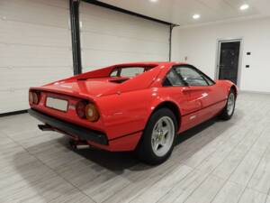 Image 4/15 of Ferrari 308 GTBi (1981)