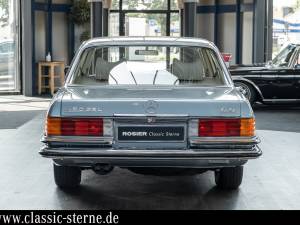 Afbeelding 4/15 van Mercedes-Benz 450 SEL 6,9 (1978)