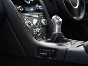 Imagen 21/50 de Aston Martin V12 Vantage (2012)
