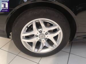 Image 25/72 de Mercedes-Benz SLK 200 Kompressor (2003)
