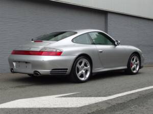 Bild 4/100 von Porsche 911 Carrera 4S (2002)