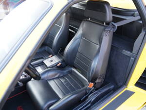 Bild 38/82 von Ferrari 348 TS (1990)