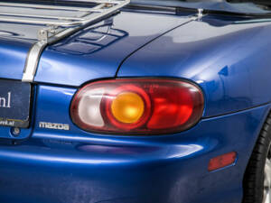 Afbeelding 30/45 van Mazda MX-5 1.8 (1999)