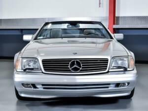 Imagen 3/7 de Mercedes-Benz SL 500 (1998)