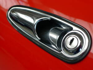 Image 33/36 of Alfa Romeo 2000 Spider Veloce (1982)