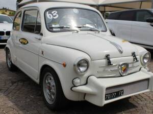 Image 3/7 of Abarth Fiat 850 TC (1964)