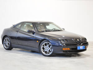 Image 29/30 of Alfa Romeo GTV 2.0 V6 Turbo (1996)