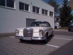 Image 1/5 of Mercedes-Benz 300 SE (1965)