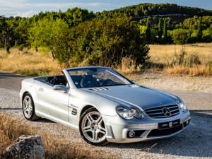 Image 35/50 of Mercedes-Benz SL 55 AMG (2006)