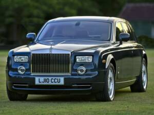 Image 6/50 of Rolls-Royce Phantom VII (2010)