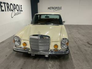 Image 3/19 de Mercedes-Benz 300 SEL 6.3 (1971)