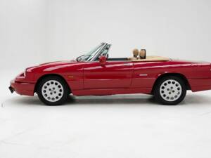 Imagen 8/15 de Alfa Romeo 2.0 Spider (1991)
