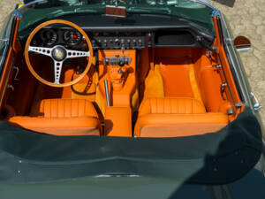 Afbeelding 18/33 van Jaguar E-Type 4.2 (1967)