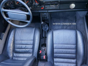 Image 7/30 de Porsche 911 Carrera 3.2 &quot;25 years 911&quot; (1988)