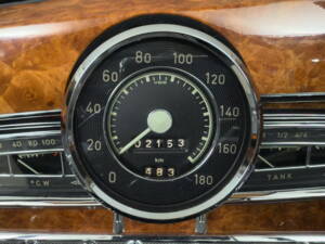 Bild 26/44 von Mercedes-Benz 300 S Cabriolet A (1953)