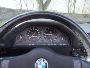 Image 29/40 de BMW 325i (1986)