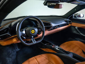 Image 33/64 of Ferrari 296 GTB (2023)