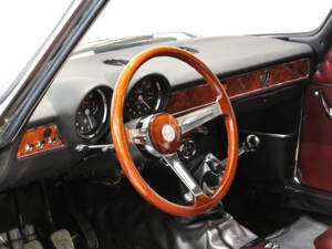 Bild 19/30 von Alfa Romeo Giulia 1300 GT Junior (1971)