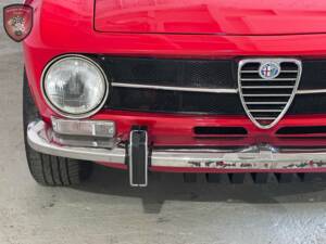 Bild 40/63 von Alfa Romeo Giulia GT 1300 Junior (1973)