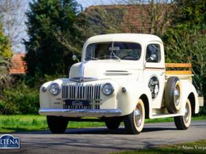 Bild 16/31 von Ford Pickup (1946)