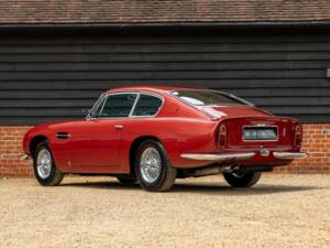 Bild 22/50 von Aston Martin DB 6 Vantage (1969)