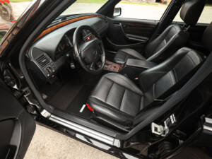 Bild 9/89 von Mercedes-Benz C 43 AMG T (1998)