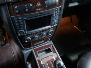 Imagen 11/32 de Mercedes-Benz G 500 (SWB) (2012)