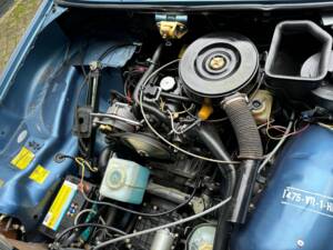 Image 23/27 of Renault R 5 TL (1979)