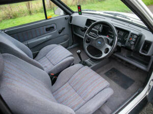 Bild 2/29 von Ford Fiesta XR2 (1988)