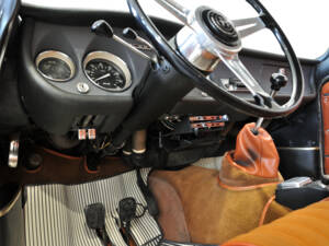 Image 46/65 of Alfa Romeo Giulia 1600 Sprint GT (1964)