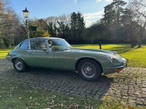 Bild 5/31 von Jaguar E-Type V12 (2+2) (1972)