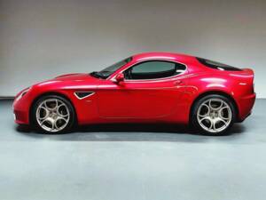 Immagine 5/15 di Alfa Romeo 8C Competizione (2009)