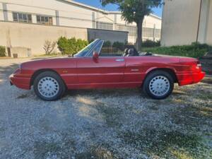 Image 4/23 of Alfa Romeo 2.0 Spider (1990)