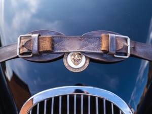 Image 20/50 of Jaguar XK 120 OTS (1952)