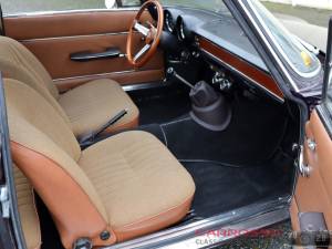 Immagine 4/40 di Alfa Romeo Giulia 1300 GT Junior (1972)