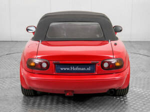 Immagine 49/50 di Mazda MX-5 1.8 (1995)