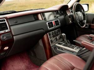 Bild 4/7 von Land Rover Range Rover V8 Supercharged (2006)
