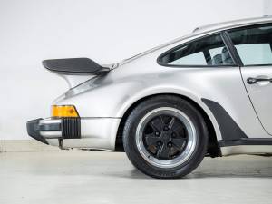 Afbeelding 31/48 van Porsche 911 Turbo 3.3 (1982)