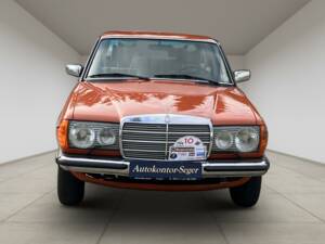 Bild 60/60 von Mercedes-Benz 250 (1978)