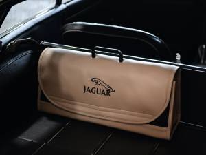 Bild 22/50 von Jaguar Type E 4.2 (1965)
