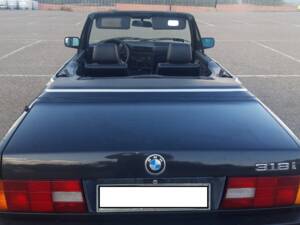 Image 4/21 of BMW 318i (1991)