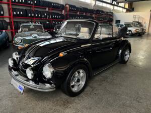 Image 1/41 of Volkswagen Beetle 1303 LS (1974)