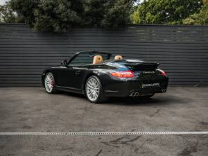 Image 4/45 of Porsche 911 Carrera 4S (2010)