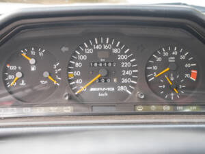 Bild 27/55 von Mercedes-Benz E 36 AMG (1994)