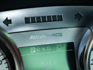 Image 23/50 of Mercedes-Benz SLS AMG (2010)