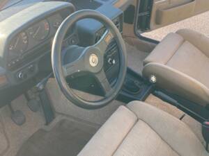 Image 12/17 of BMW M 535i (1980)