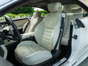 Immagine 35/50 di Mercedes-Benz CL 63 AMG (2009)