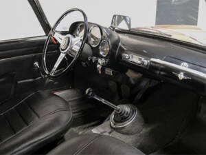 Image 9/21 de Alfa Romeo 2000 Spider (1960)